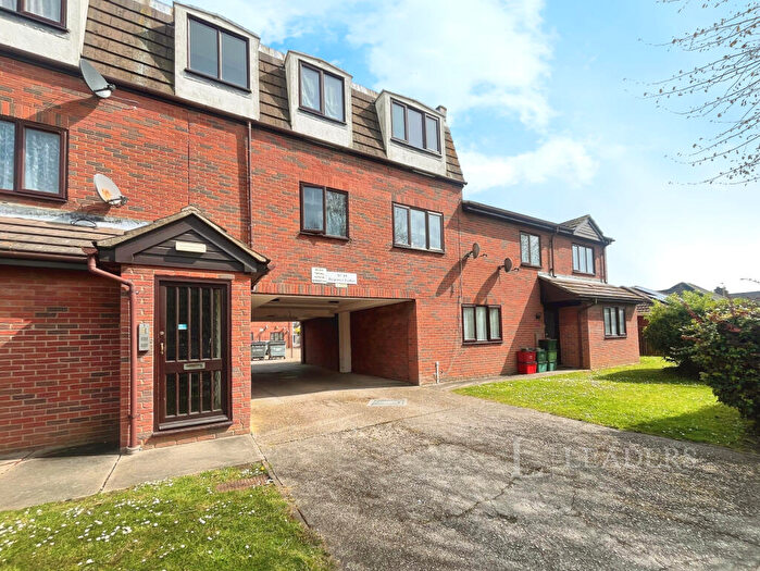 2 Bedroom Apartment To Rent In Regency Lodge, Jameson Road, CO15