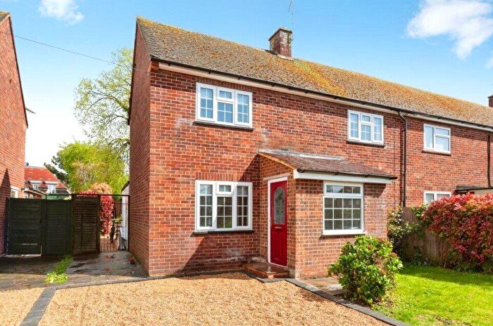 2 Bedroom End Of Terrace House For Sale In Kingsbury Drive, Old Windsor, Windsor, SL4