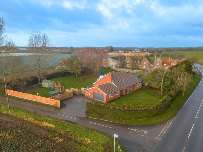 4 Bedroom Detached Bungalow For Sale In Leagate Road, Coningsby, LN4