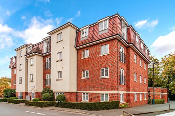 1 Bedroom Apartment For Sale In Schoolgate Drive, Morden, SM4