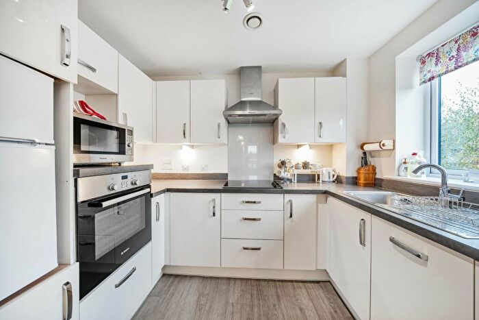 2 Bedroom Retirement Property For Sale In Lower Turk Street, Alton, Hampshire, GU34