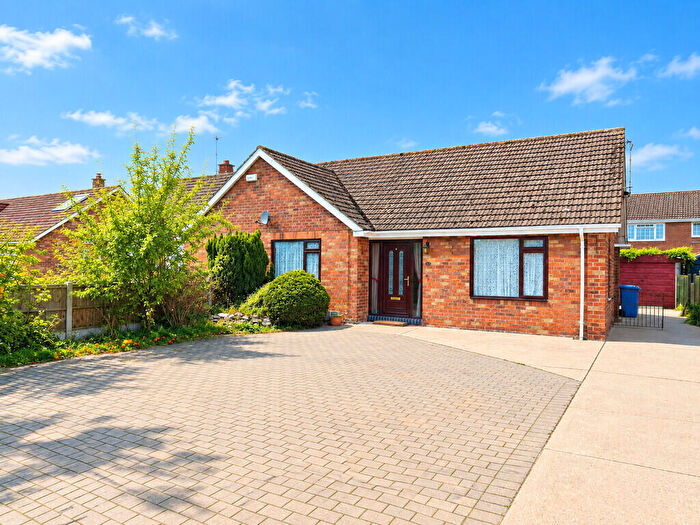 3 Bedroom Semi-Detached Bungalow For Sale In Buttfield Road, Howden, DN14