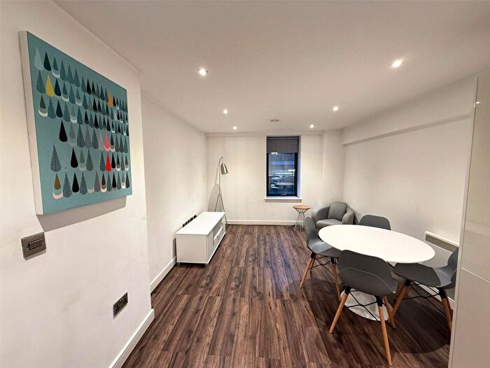 1 Bedroom Apartment To Rent In Dayus House, Tenby Street, Birmingham, B1