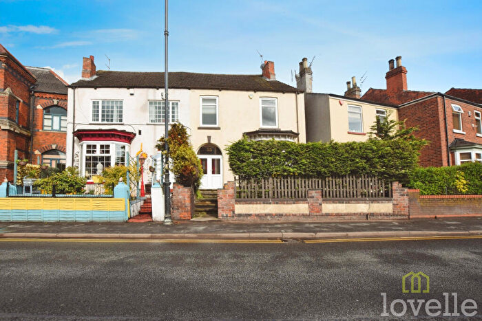 3 Bedroom Semi-Detached House To Rent In Trinity Street, Gainsborough, DN21