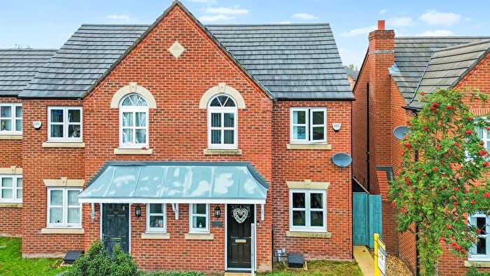 3 Bedroom End Of Terrace House For Sale In City Road, St. Helens, WA10