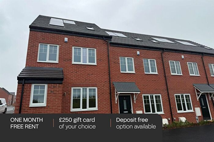 4 Bedroom Semi Detached House To Rent In Bennerly View, Nottingham, NG16