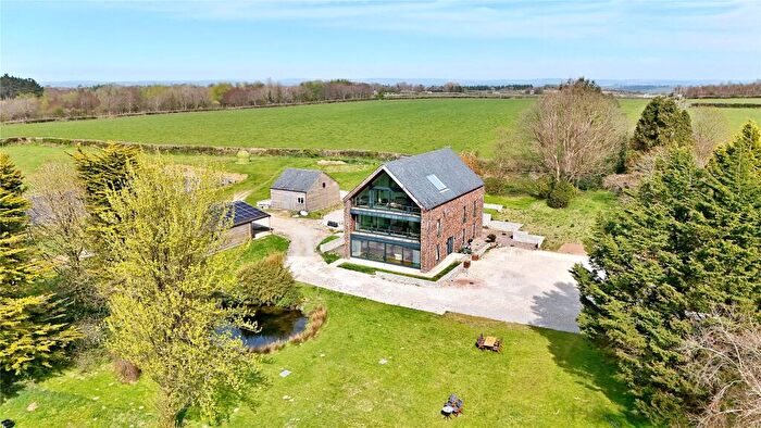 5 Bedroom Equestrian Facility For Sale In High Bickington, Umberleigh, Devon, EX37