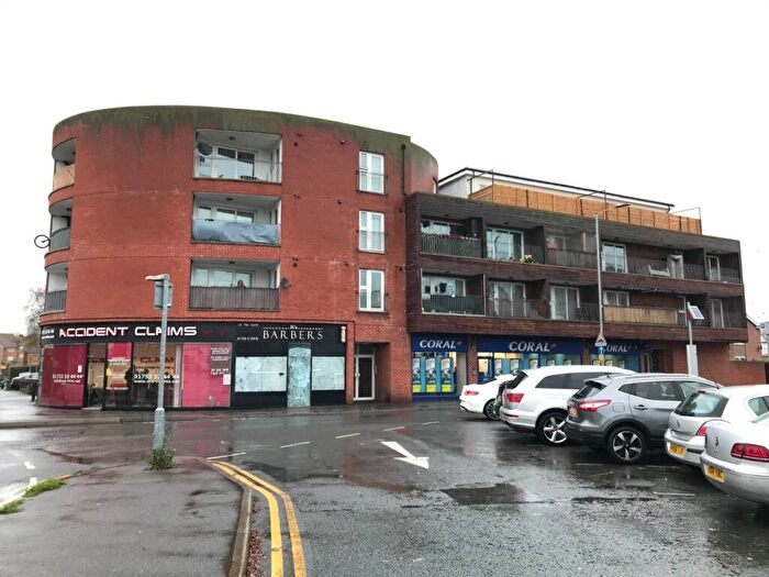 2 Bedroom Block Of Apartments For Sale In Chalvey Road West, Slough, SL1