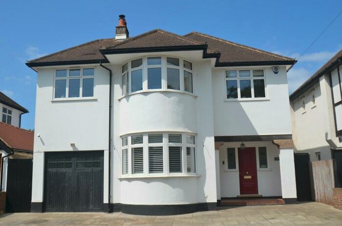 5 Bedroom Detached House To Rent In South Eden Park Road, Beckenham, Bromley, BR3