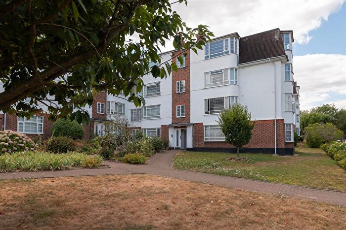 2 Bedroom Flat For Sale In Seymour Court, Eversley Park Road, N21
