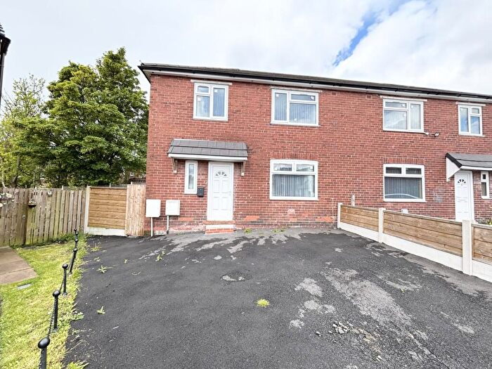 3 Bedroom Semi Detached House For Sale In Fusilier Way, Rochdale, Greater Manchester, OL11