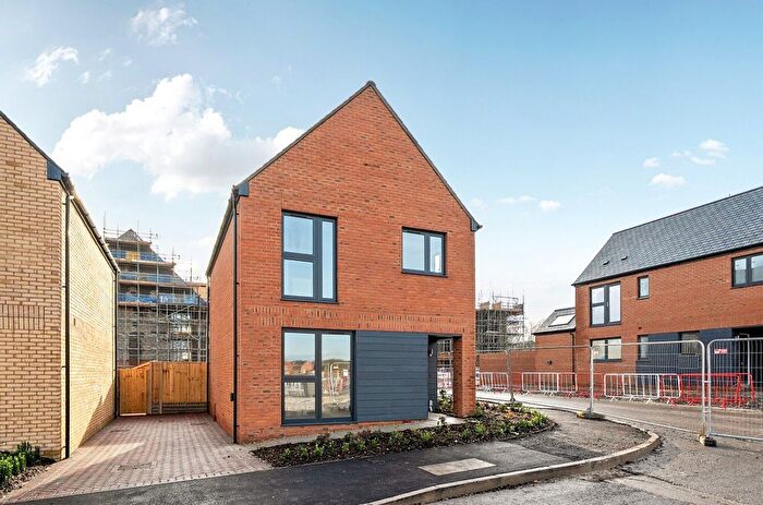 3 Bedroom Detached House To Rent In Kings Barton, Winchester, Hampshire, SO22