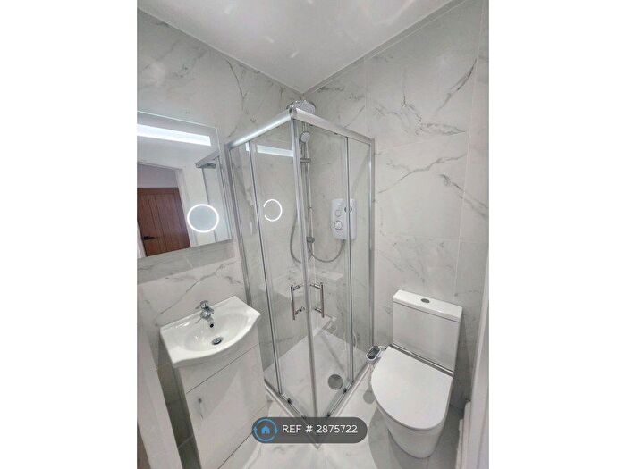 Studio To Rent In Eyhurst Close, London, NW2