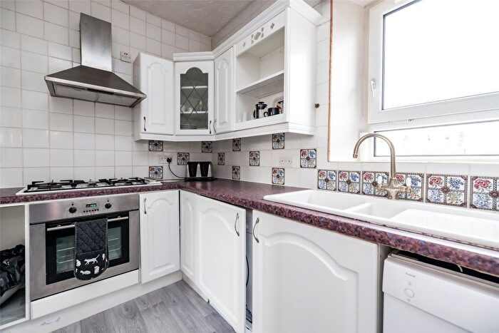 2 Bedroom Flat To Rent In E School Road, Aberdeen, AB24