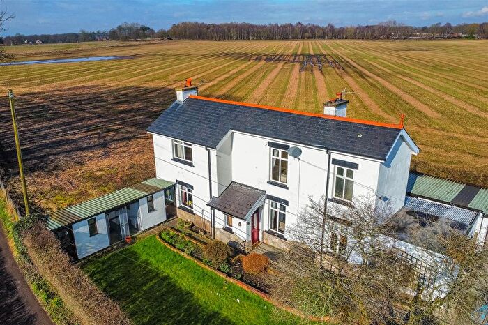 2 Bedroom Equestrian Property For Sale In Junction Road, Rainford, St. Helens, WA11