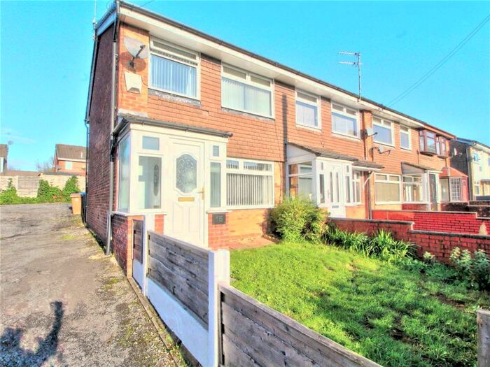 3 Bedroom Terraced House To Rent In Summerfield Drive, Middleton, Manchester, M24