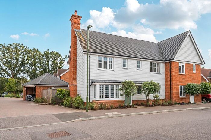 4 Bedroom Semi-Detached House For Sale In Windacres Farm Lane, Rudgwick, RH12