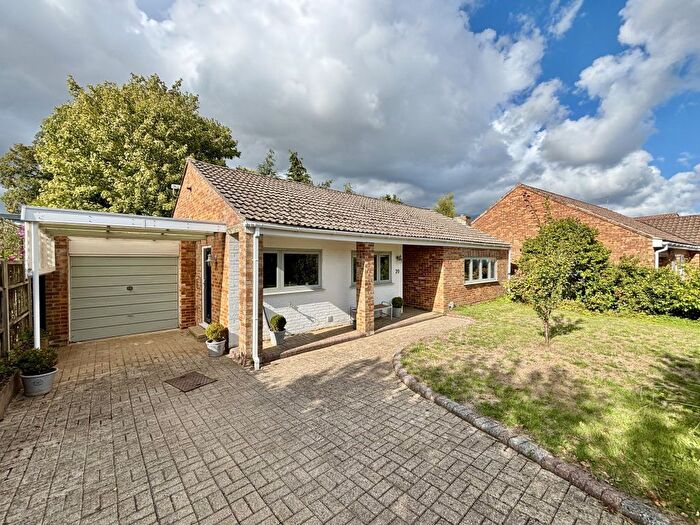 2 Bedroom Detached Bungalow For Sale In Arnewood Gardens, Yeovil, Somerset, BA20