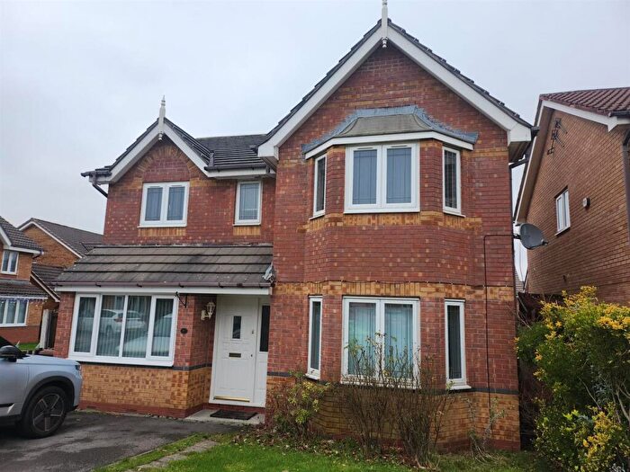 4 Bedroom Detached House To Rent In Rowans Close, Stalybridge, SK15