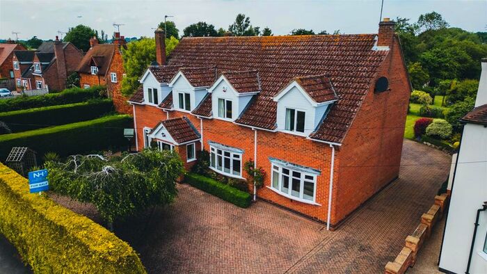5 Bedroom Detached House For Sale In Main Street, Normanton On Soar, LE12