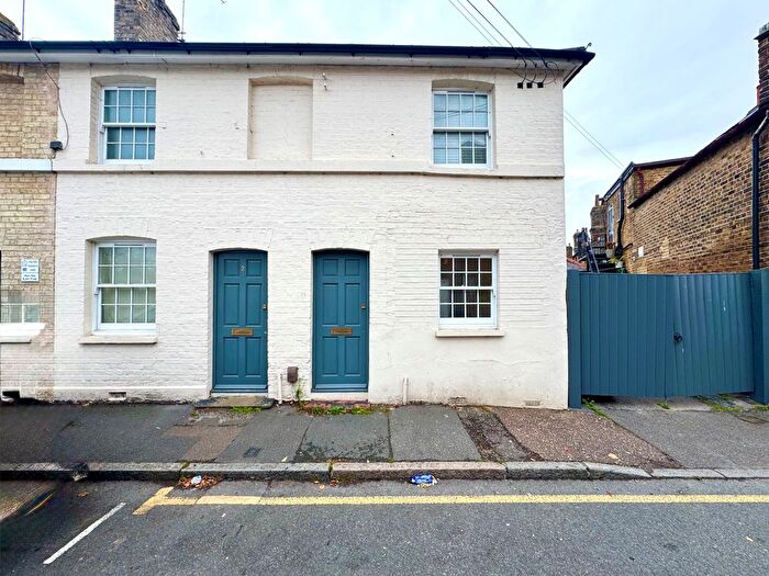 1 Bedroom Flat To Rent In Anchor Street, Chelmsford, Essex, CM2