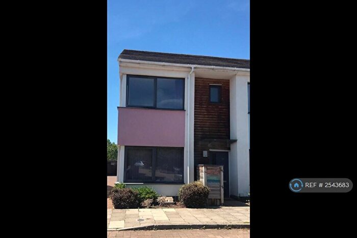 3 Bedroom End Of Terrace House To Rent In Cowper Crescent, Colchester, CO4
