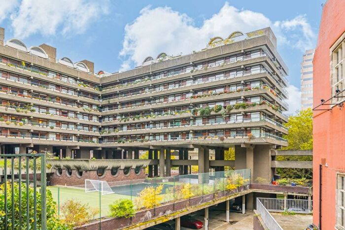 1 Bedroom Flat For Sale In Barbican, Mountjoy House, EC2Y