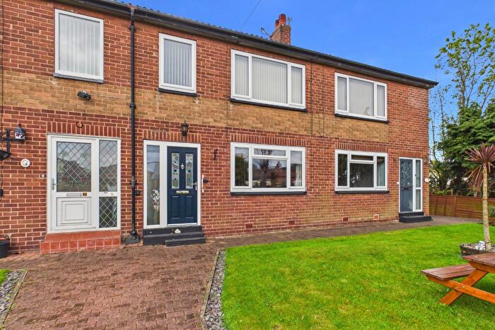 2 Bedroom Apartment For Sale In Howard Court, Leeds, West Yorkshire, LS15