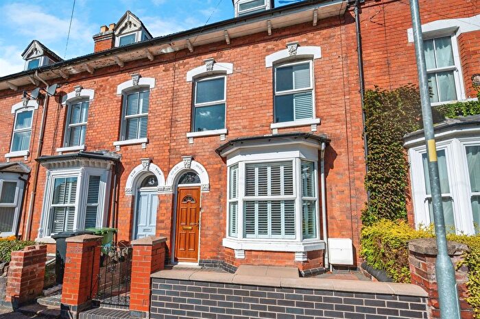 3 Bedroom Terraced House For Sale In Wylds Lane, Worcester, WR5