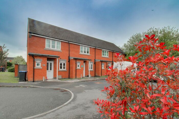 2 Bedroom Town House To Rent In Mulberry Way, Hinckley, LE10