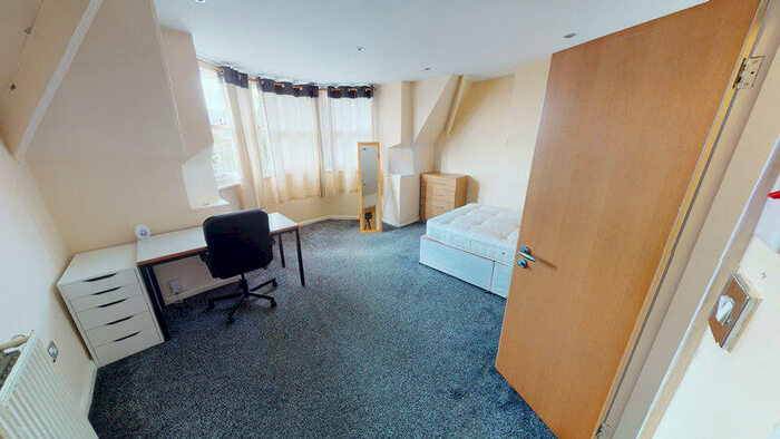 5 Bedroom Flat To Rent In Clarendon Road, University, Leeds, LS2