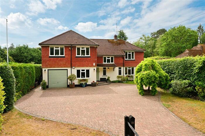 5 Bedroom Detached House To Rent In Frensham Vale, Lower Bourne, Farnham, Surrey, GU10