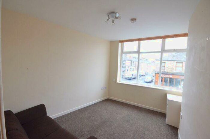 1 Bedroom Flat To Rent In Burnley Road, Padiham, BB12