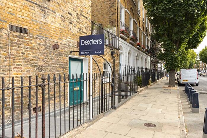 2 Bedroom Flat For Sale In Amwell Street, Clerkenwell, EC1R