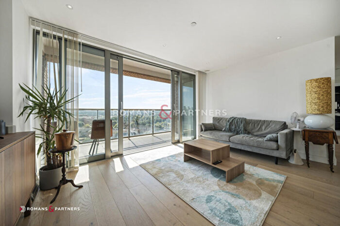 2 Bedroom Apartment For Sale In Heritage Tower, Canary Wharf, E14