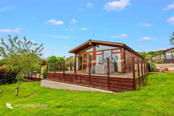 3 Bedroom Lodge For Sale In Briar Hill, Newton Ferrers, PL8