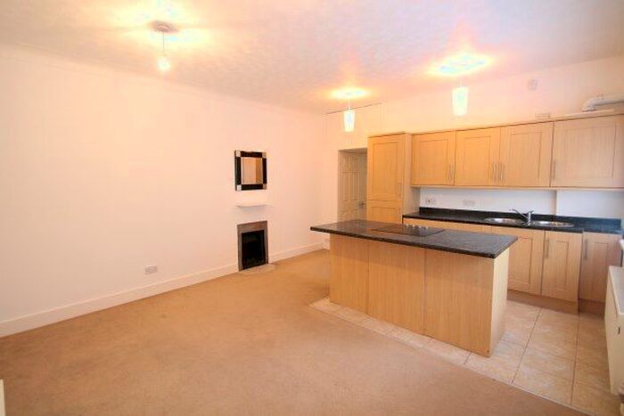 1 Bedroom Flat To Rent In 12 Durham Avenue, Bromley BR2
