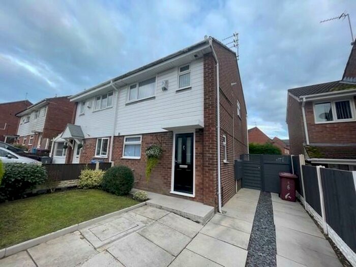 3 Bedroom House To Rent In Bathgate Way, Melling Mount, L33