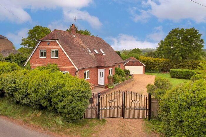 5 Bedroom Detached House For Sale In Maidstone Road, Horsmonden, Tonbridge, TN12