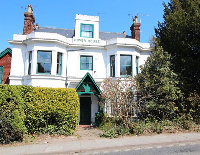 1 Bedroom Flat To Rent In Flat, Old Dover Road, Canterbury, Kent, CT1