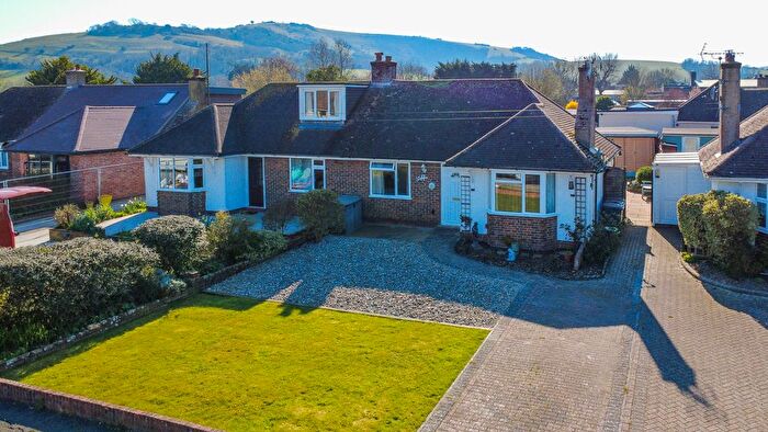 2 Bedroom Bungalow For Sale In Downsview Road, Eastbourne, BN20