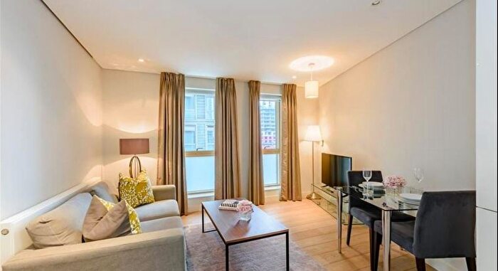 3 Bedroom Flat To Rent In Merchant Square East, Paddington And Bayswater, London, W2