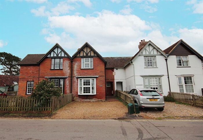 2 Bedroom Terraced House To Rent In Keyhaven, SO41