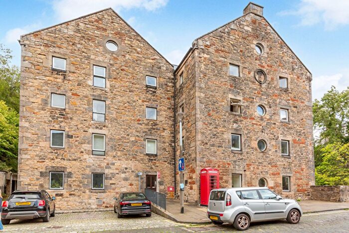 2 Bedroom Flat For Sale In Dean Path, Edinburgh, EH4