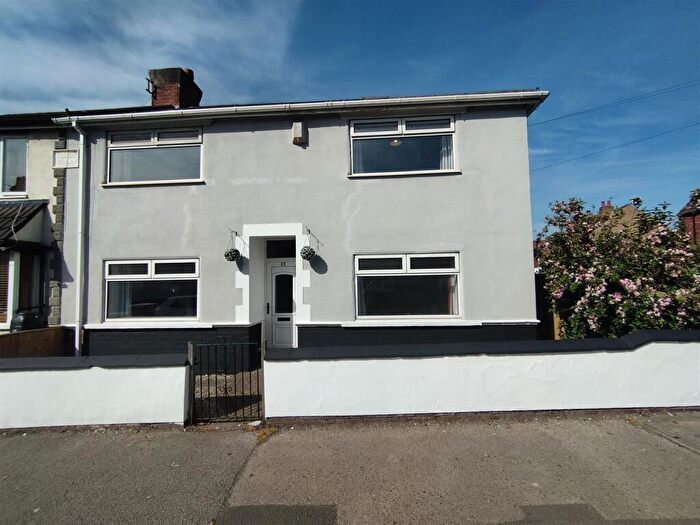 3 Bedroom House To Rent In *Beautiful Large Bed* Forest Road, Sutton-In-Ashfield, NG17