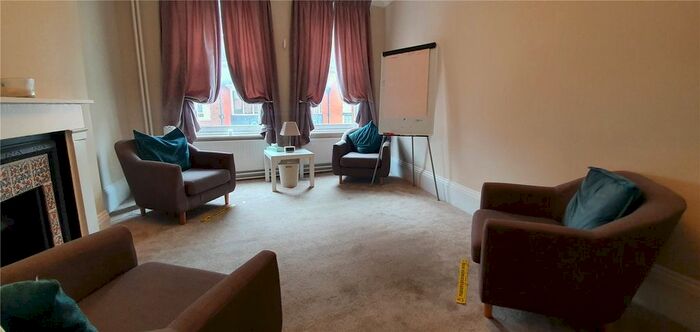 Bungalow To Rent In Office 2 Cambridge Chambe, Bromley, Kent BR1