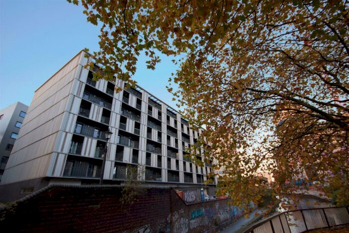 2 Bedroom Apartment To Rent In The Hub, Clive Passage Way, Birmingham, B4