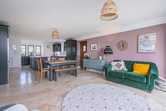 5 Bedroom Detached House For Sale In Dunluce, Drunzie, Glenfarg, PH2