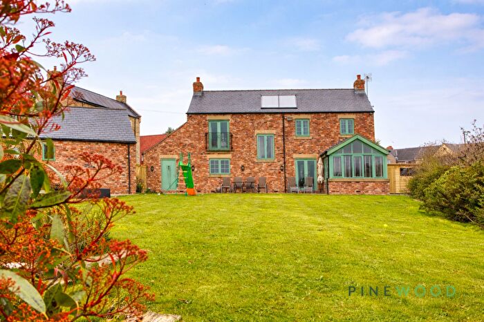 4 Bedroom Detached House For Sale In Highfield Mews Mansfield Road Chesterfield, S44