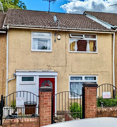 4 Bedroom Terraced House To Rent In Verbena Close, Nottingham, NG3